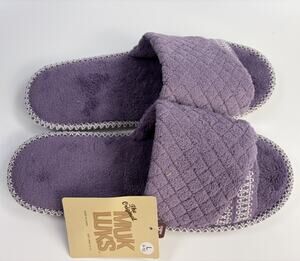 MUK LUKS Women's Size Large 9-10 Lilac Memory Foam Slippers New